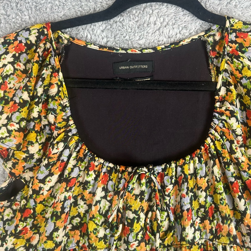 Nice!! Urban Outfitters Cap Sleeves Babydoll Floral Mini Dress Women’s, Size XS - Picture 4 of 14